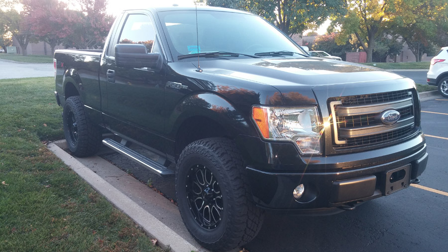 With Leveling Kit #3810 Installed
